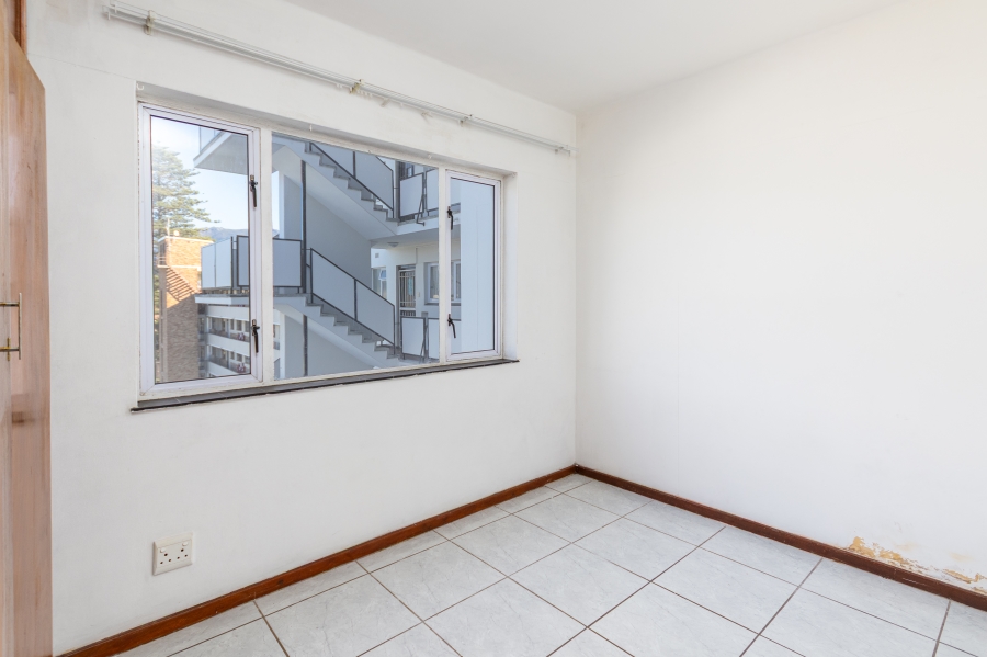 2 Bedroom Property for Sale in Wynberg Upper Western Cape
